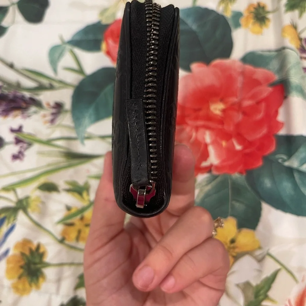 Gucci Black Leather Wallet with Red and Green Stripe - Picture 6 of 9